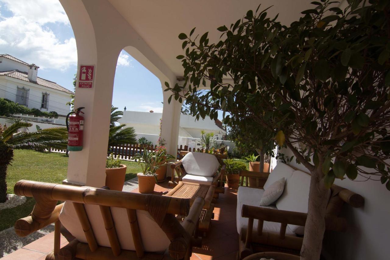 Hostal Casa Arco Iris Los Canos De Meca Exterior photo