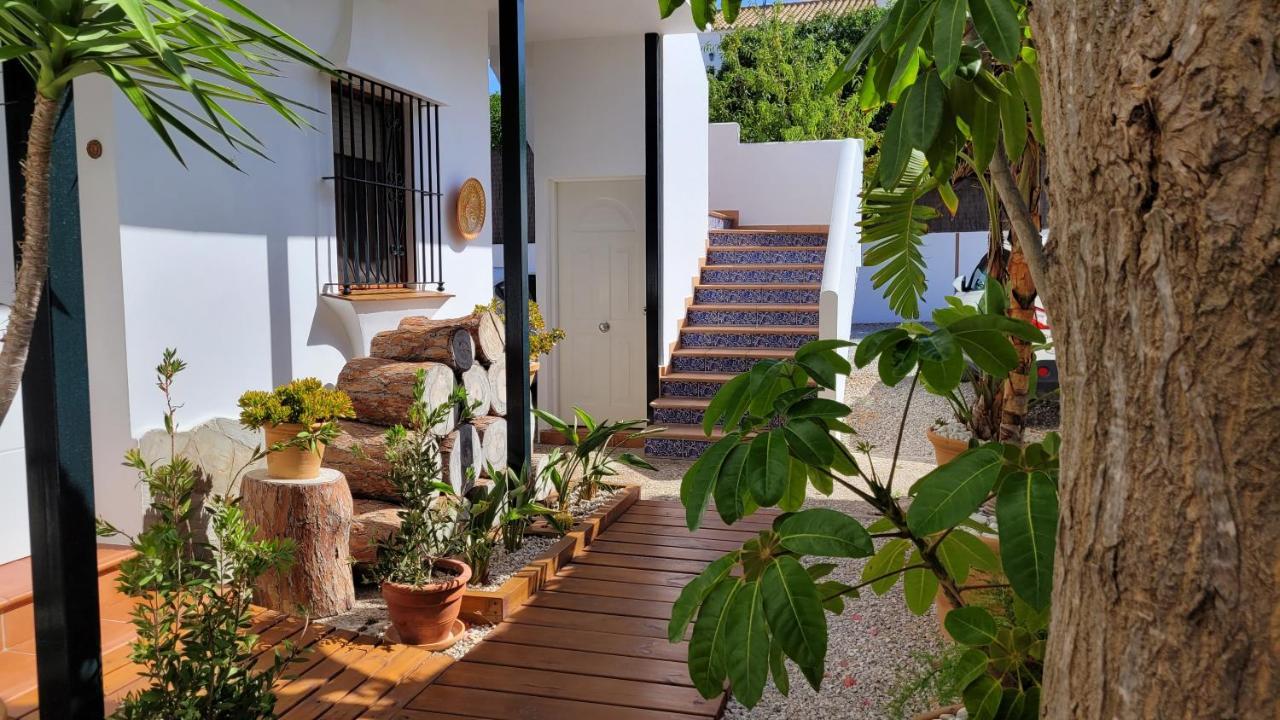 Hostal Casa Arco Iris Los Canos De Meca Exterior photo